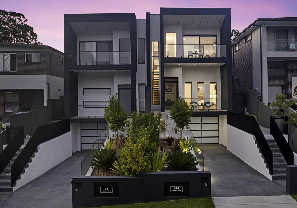 31A Neptune St